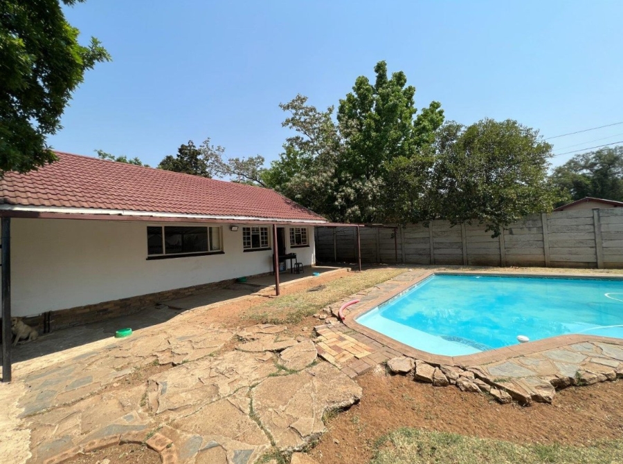 To Let 3 Bedroom Property for Rent in Vaalpark Free State